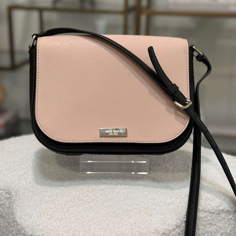 Kate Spade Blush and Black Crossbody - Picture 6 of 17